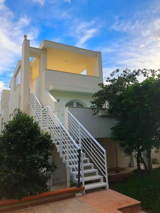 Villa Maia Палермо Екстериор снимка